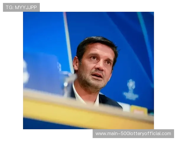 国米主帅齐沃给全队放假两天,备战欧冠关键战役 国米主帅齐沃给全队放假两天,备战欧冠关键战役